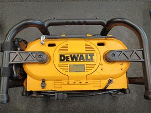 DEWALT DCO11 BOOMBOX JON SITE RADIO CORDED Good Buya